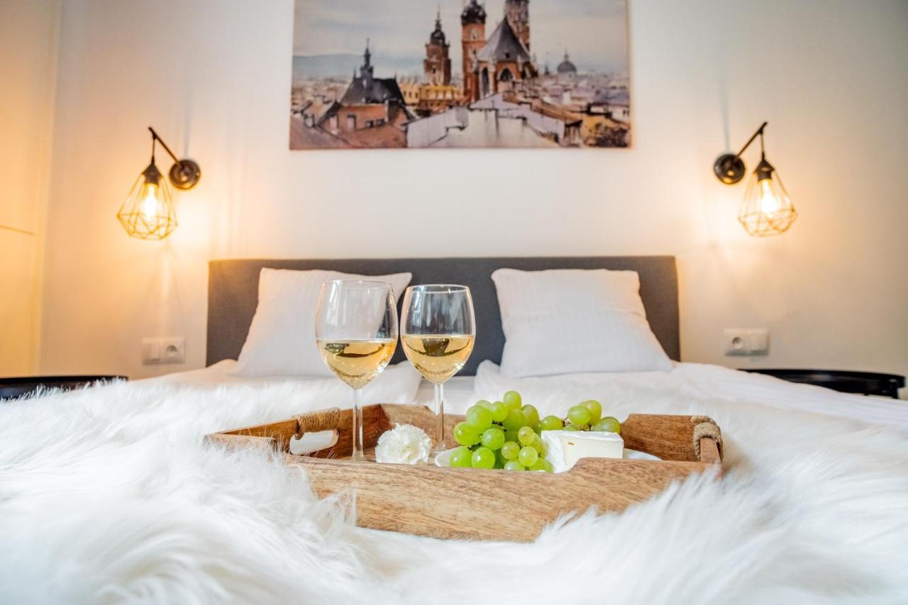 Apartments Florianska 24 Krakow Bagian luar foto