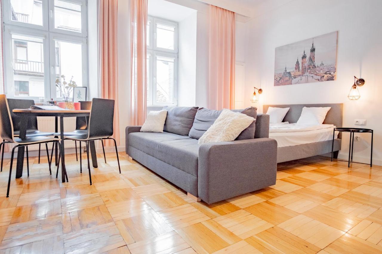 Apartments Florianska 24 Krakow Bagian luar foto